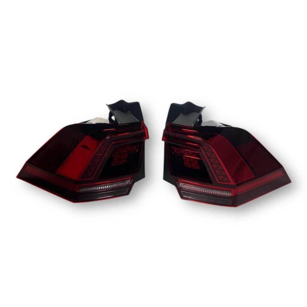 Volkswagen Tiguan 5N Facelift Rear Left / Right LED Outer Tail Light Set
