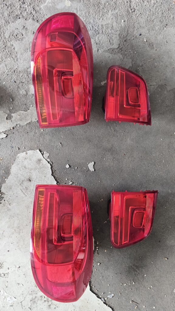 Volkswagen Tiguan 5N Facelift Rear Left / Right Inner / Outer Tail Light Set