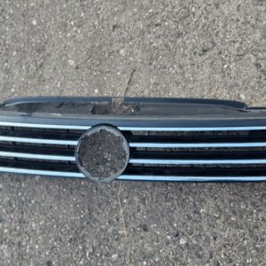 Volkswagen Passat B8 / 3G Front Grille OEM 3G0853653