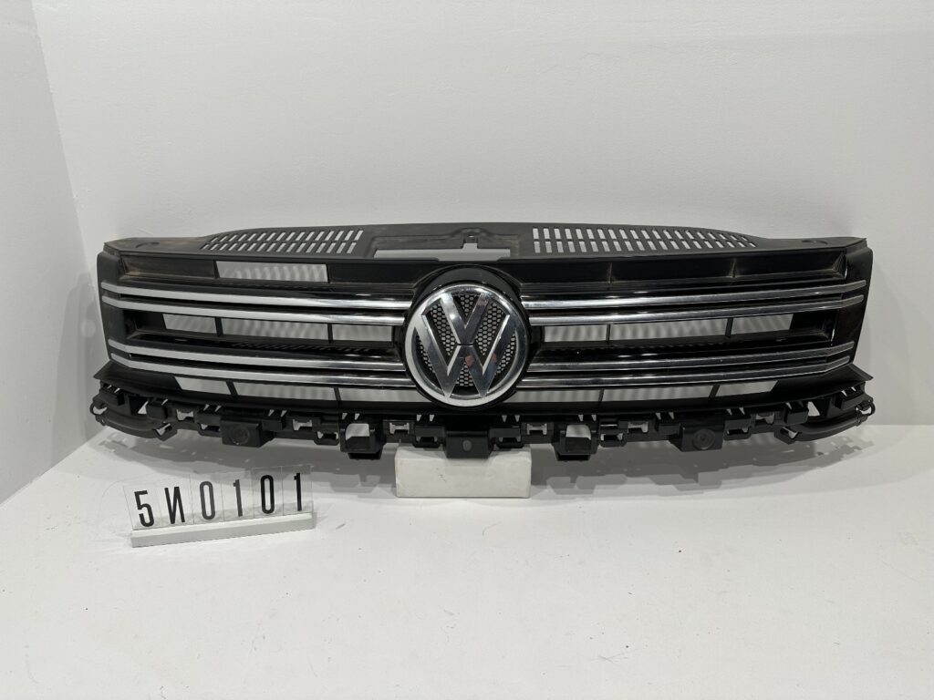 Volkswagen Tiguan 5N2 Front Grille Black OEM 5N0853653F