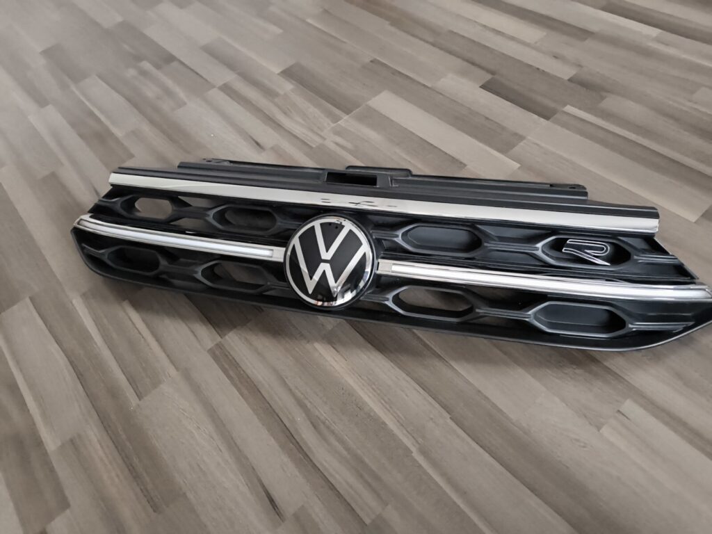 Volkswagen T-Roc Front Grille Black OEM 2GA853653H
