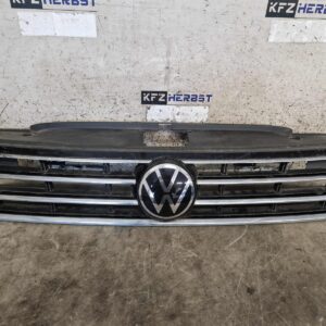 Volkswagen Passat B8 / 3G Front Grille OEM 3G0853653N