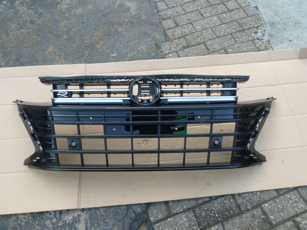 Volkswagen Arteon R Front Grille Black OEM 3G8853651CD
