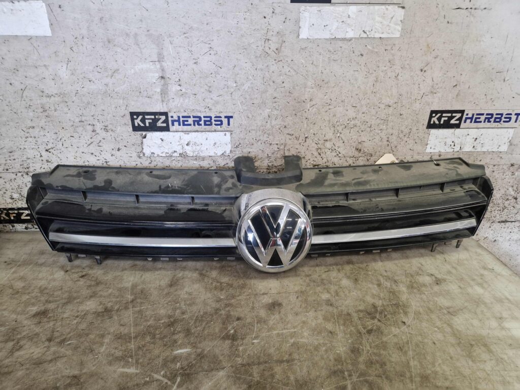 Volkswagen Golf VII / AU Front Grille