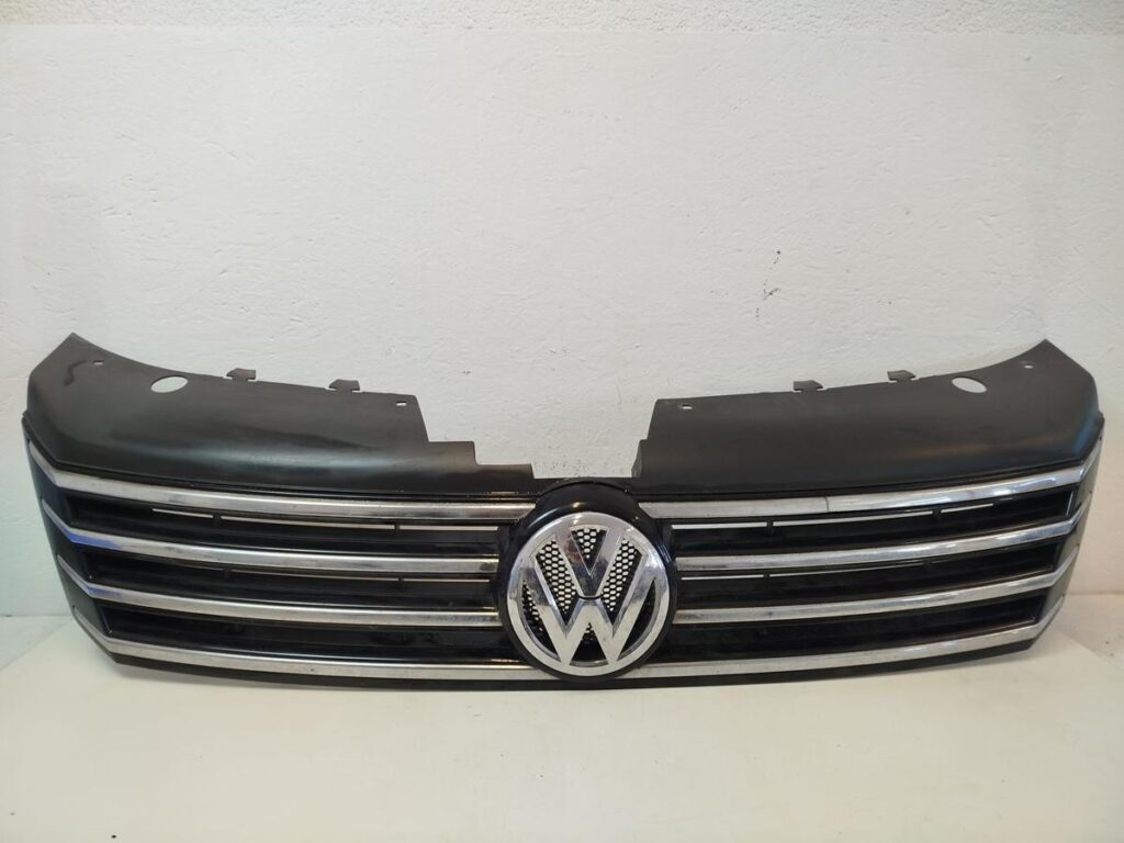 Volkswagen Passat Variant B7 / 3C Front Grille