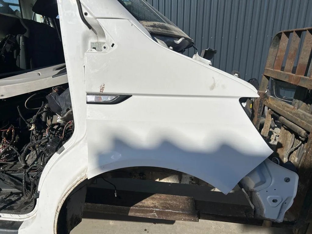 Volkswagen Transporter T6 Front Left Fender OEM 7E0821106