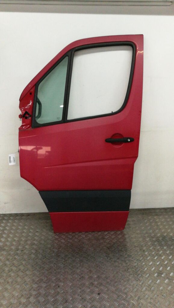 Volkswagen Crafter 2E Front Left Door