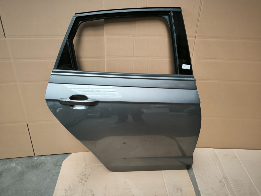 Volkswagen Polo VI / AW Rear Right Door OEM 2G4833312D