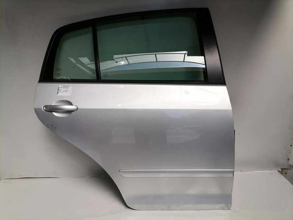 Volkswagen Golf Plus 5M Rear Right Door Shell Reflex Silver Metallic OEM 5M0833302M