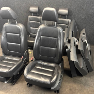 Volkswagen Tiguan I / 5N Seat Set Black