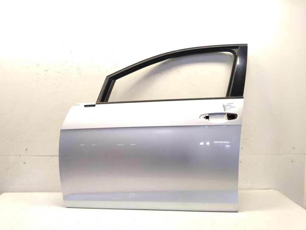 Volkswagen Golf Variant VII Front Left Door Shell Reflex Silver Metallic OEM 5G4831055AN