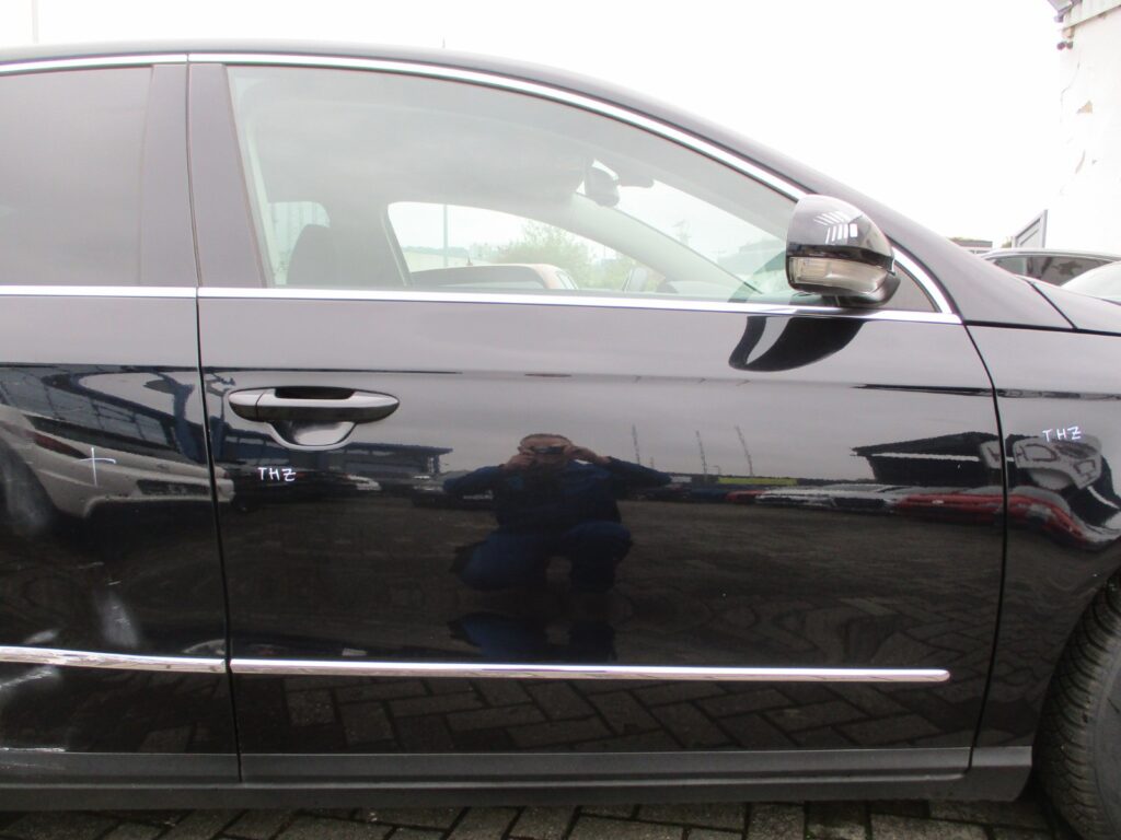 Volkswagen Passat Variant 3C Front Right Door Deep Black