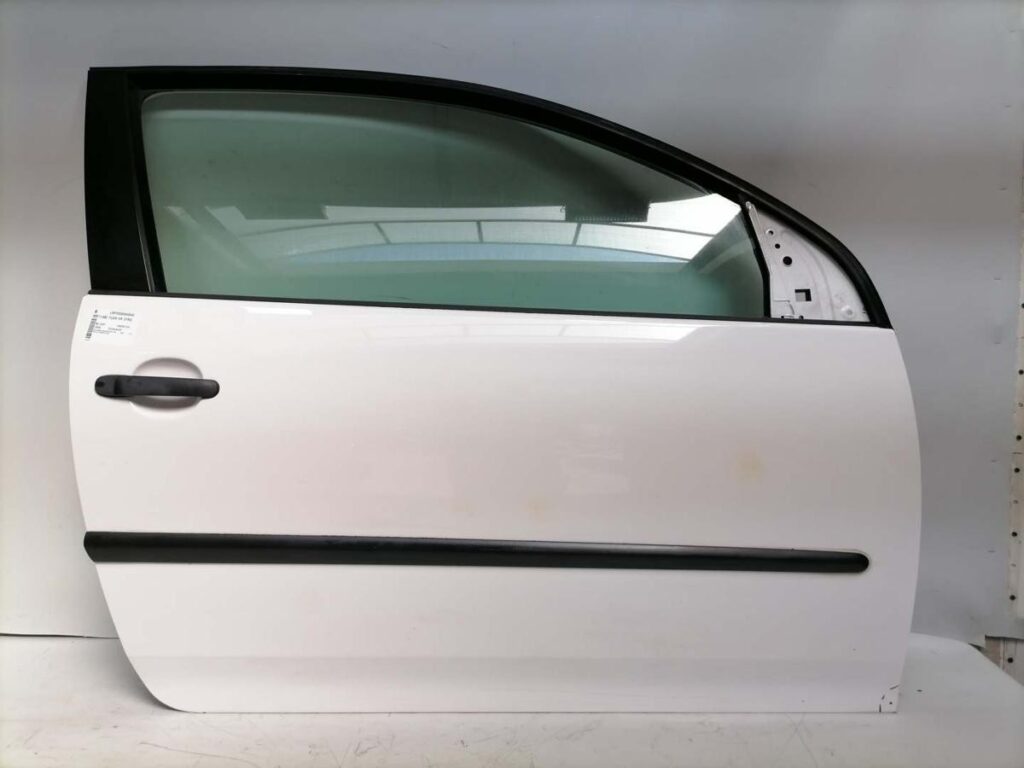 Volkswagen Golf V / 1K Front Right Door Shell Candy White OEM 1K3831106J