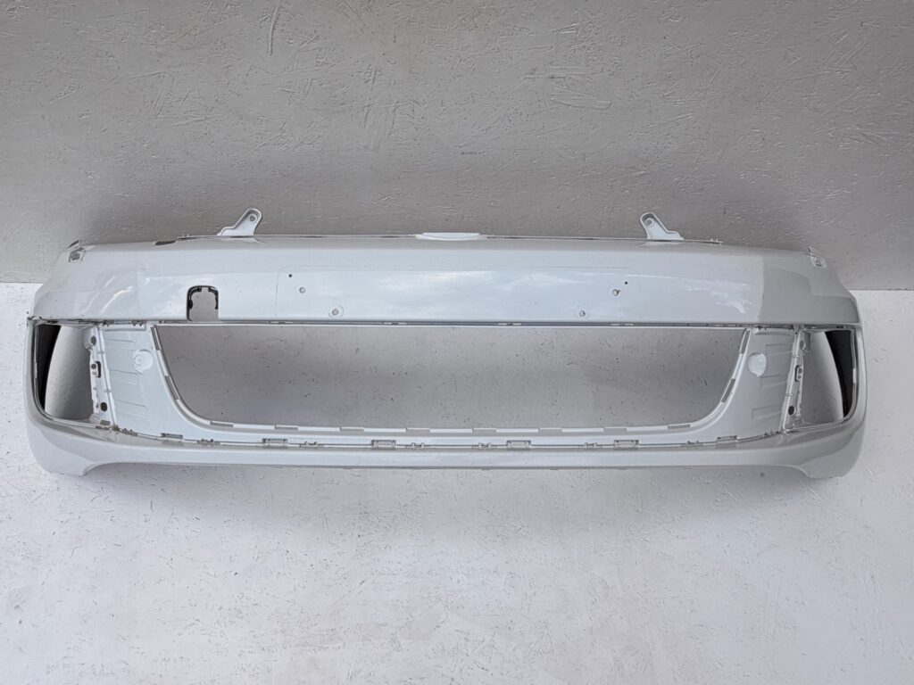 Volkswagen Golf GTI / GTD VI / 5K Front Bumper White OEM 5K0807221T