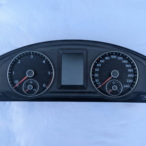 Volkswagen Transporter / Multivan T5 Instrument Cluster OEM 7E0920870A