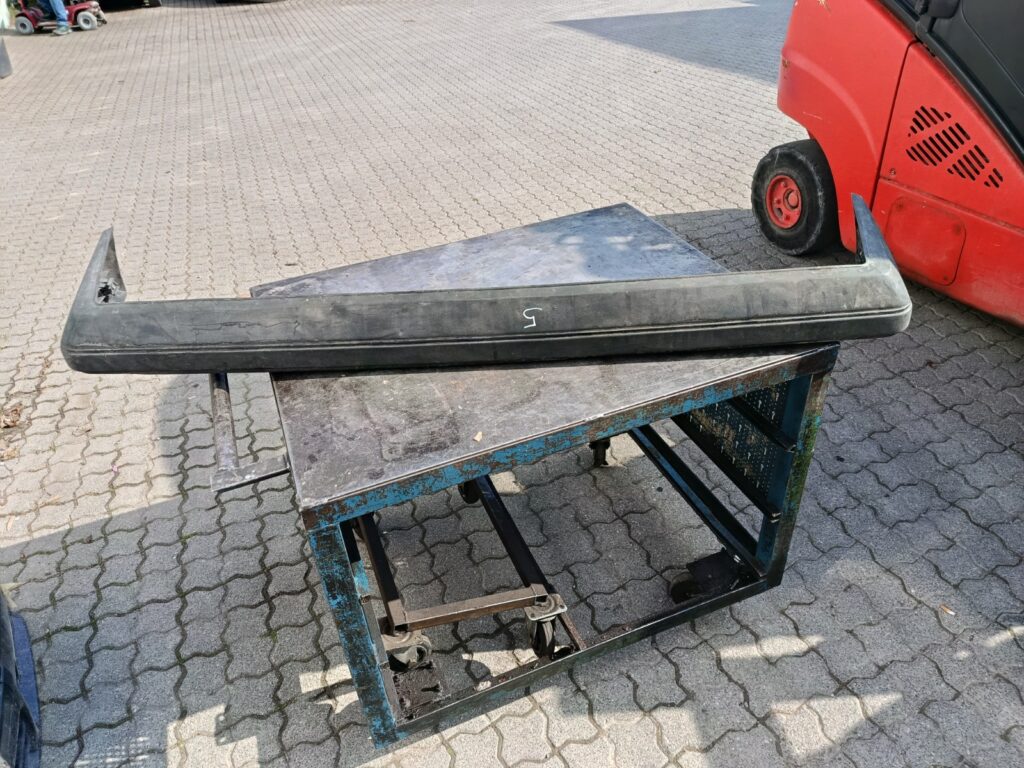 Volkswagen Passat 32B Rear Bumper Black OEM 321807417