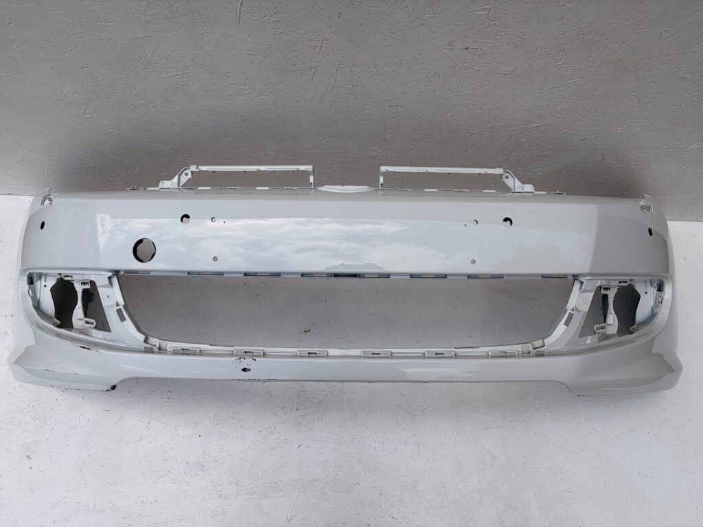 Volkswagen Golf R-Line VI / 5K Front Bumper White OEM 5K0807221S