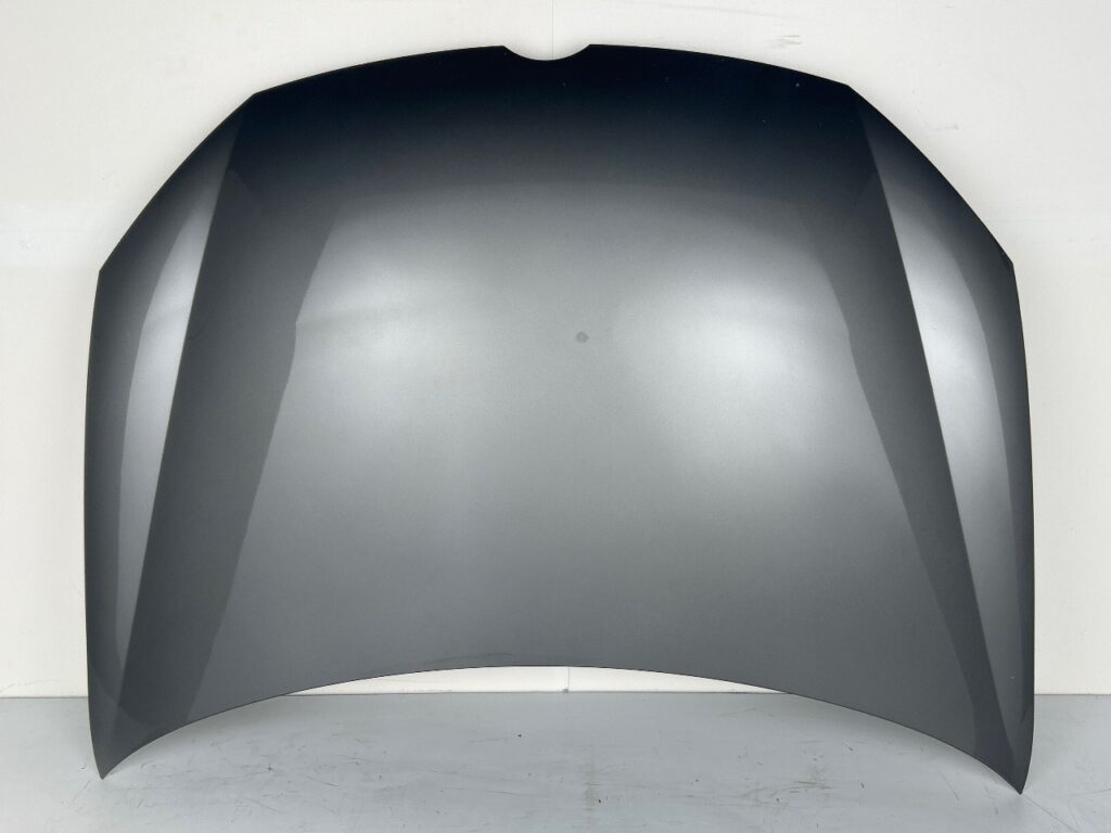Volkswagen Golf VI / 5K Front Hood OEM 5K0823031G