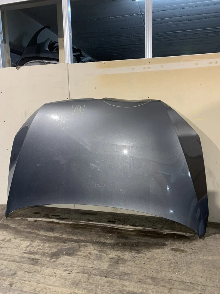 Volkswagen Touran II / 5T Front Hood OEM 5TA823031E