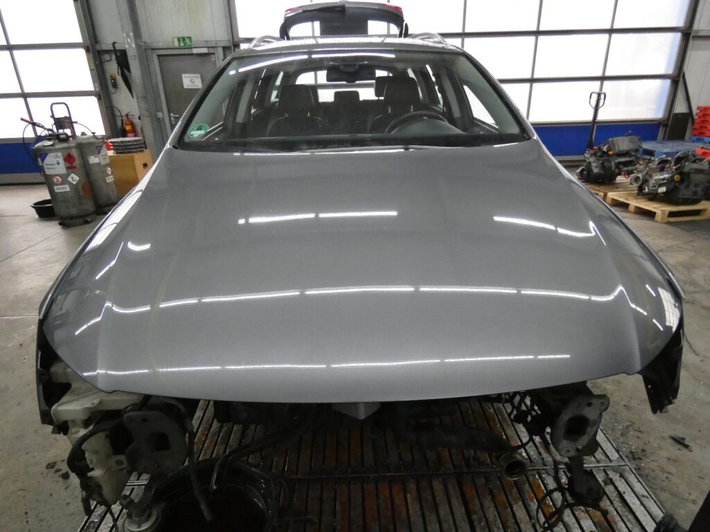 Volkswagen Passat B6 / 3C Front Hood United Grey Metallic