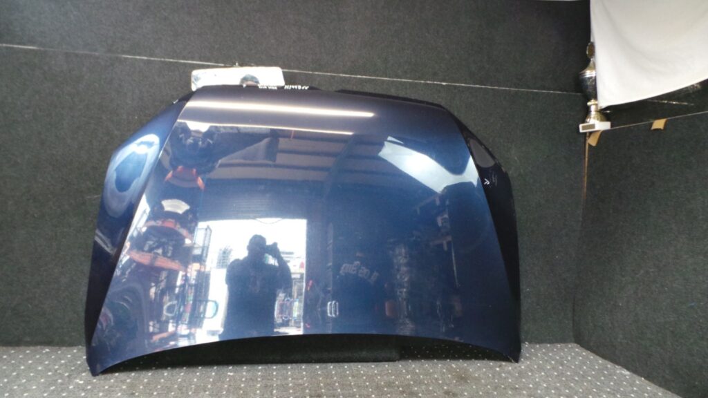 Volkswagen Golf Sportsvan Front Hood Blue