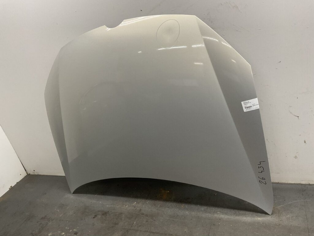 Volkswagen Golf Variant VI / 5K Front Hood Silver Leaf Metallic OEM 5K0823031G