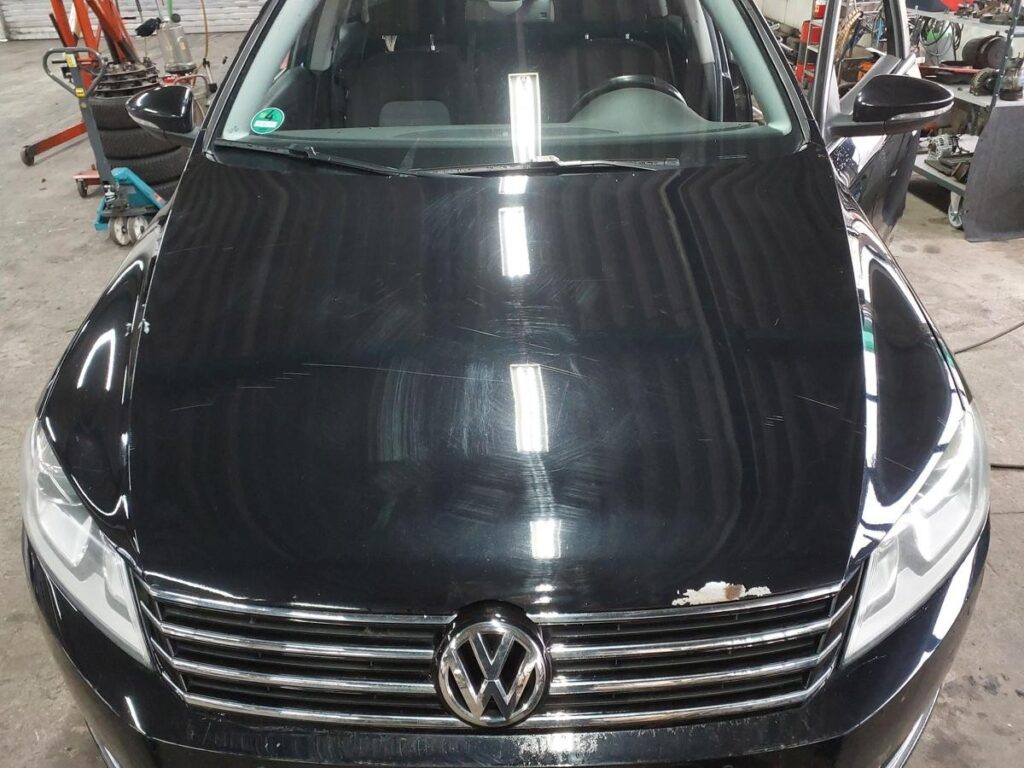 Volkswagen Passat B7 / 3C Front Hood Deep Black Pearl