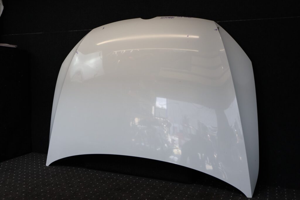Volkswagen Golf VII / 5G Front Hood White OEM 5G0823155