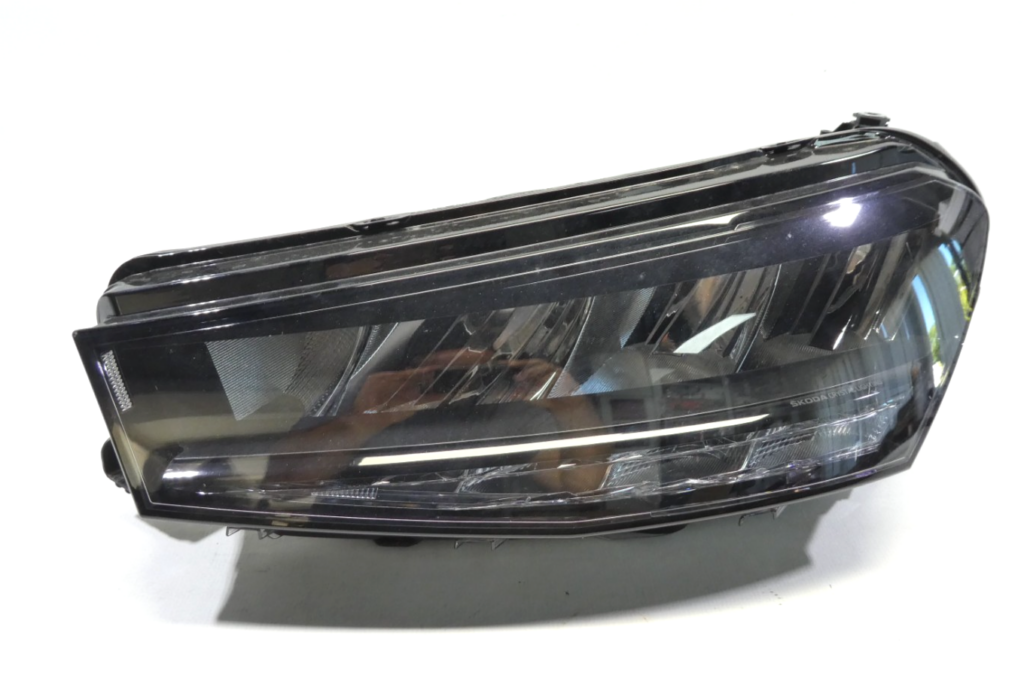 Skoda Fabia IV / PJ Front Left LED Headlight OEM 6VB941015
