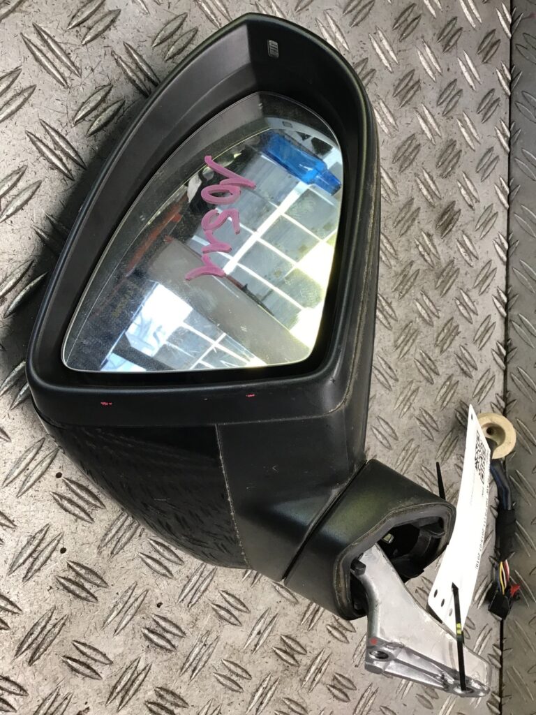 Volkswagen Touran 5T Right Door Mirror Black OEM 5TB857508