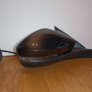 Volkswagen T-Roc Right Door Mirror Black