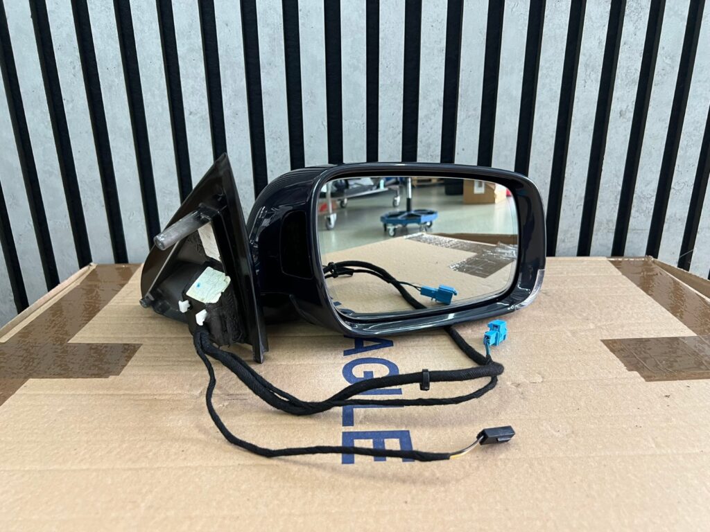 Volkswagen Phaeton GP3 Right Door Mirror OEM 3D1857502LC
