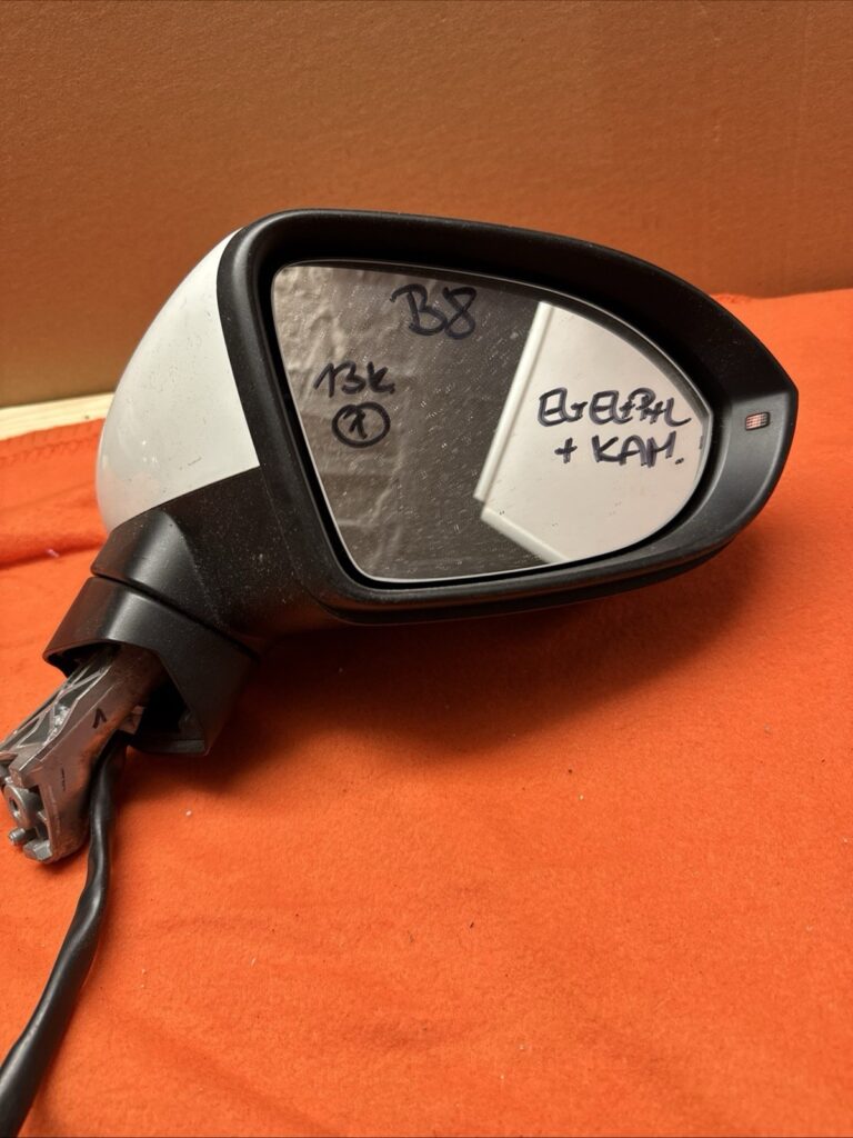 Volkswagen Passat B8 Right Door Mirror